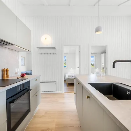 Midja - 800m From The Sea By Interhome * Havrvig