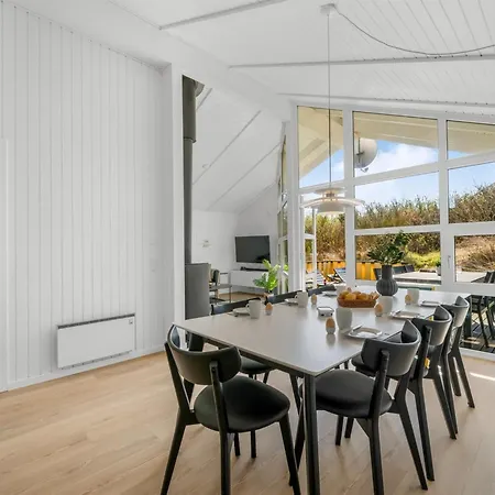 Midja - 800m From The Sea By Interhome Feriehus