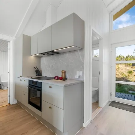 Midja - 800m From The Sea By Interhome Havrvig